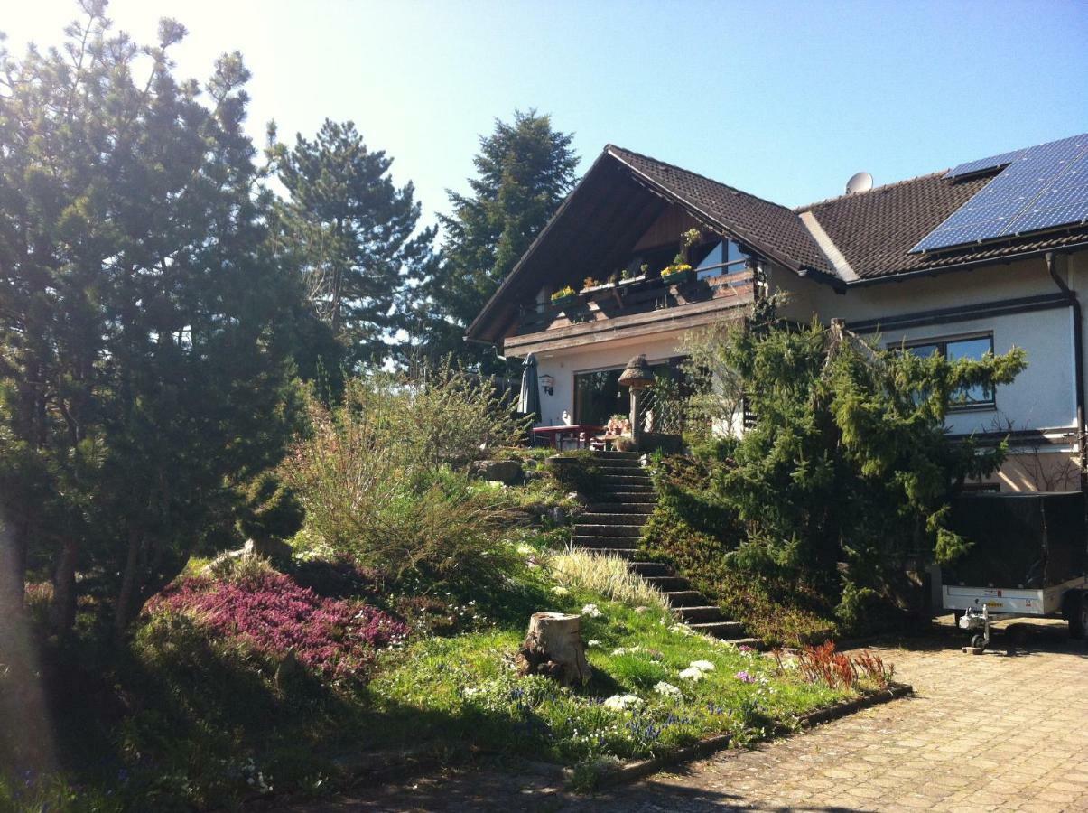 Haus Bella Lägenhet Löffingen Exteriör bild